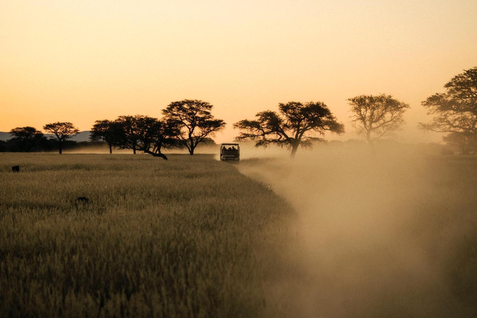 ホテル Our Habitas Namibia ウィントフーク エクステリア 写真