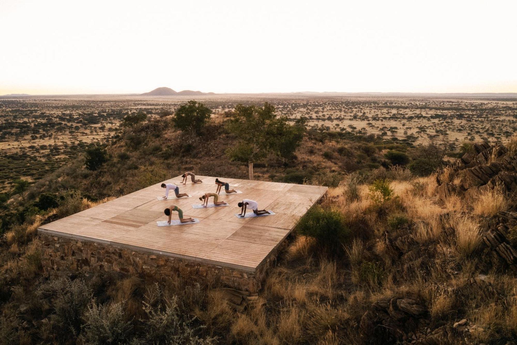 ホテル Our Habitas Namibia ウィントフーク エクステリア 写真